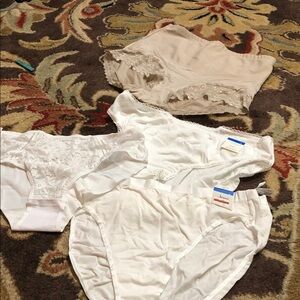 Bundle of 4 xl hipsters panty’s